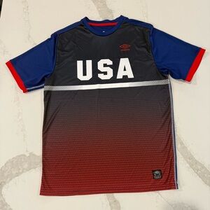 Umbro Team USA Soccer Jersey Men’s Size Medium Red/Blue World Cup Athletic Sport